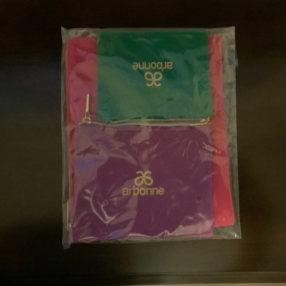 Arbonne Misc makeup bags